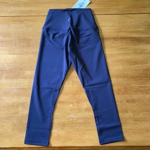 Zyia Active Navy Ascend Hi-Rise Capri (Size 4) NWT